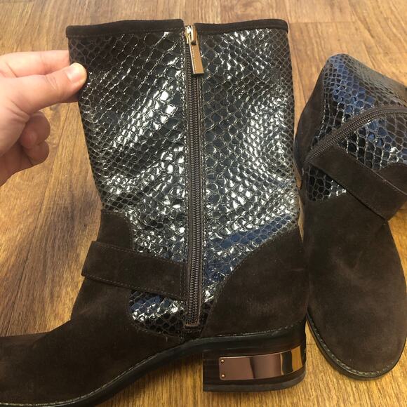 Vince Camuto Witty 2 Snake Embossed Moto Boots in Dark Brown and Gold Size 8.5 - Picture 6 of 12